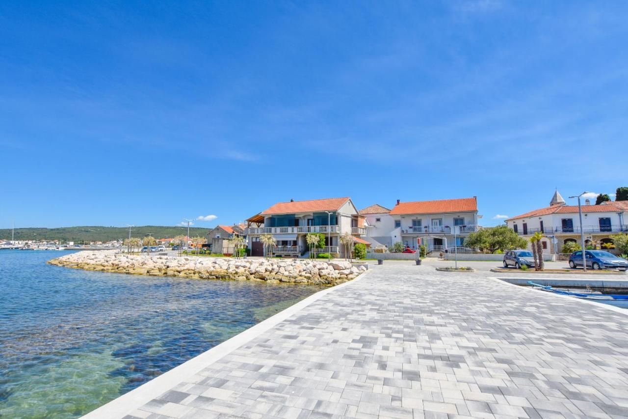 Apartments Marica Sukošan المظهر الخارجي الصورة